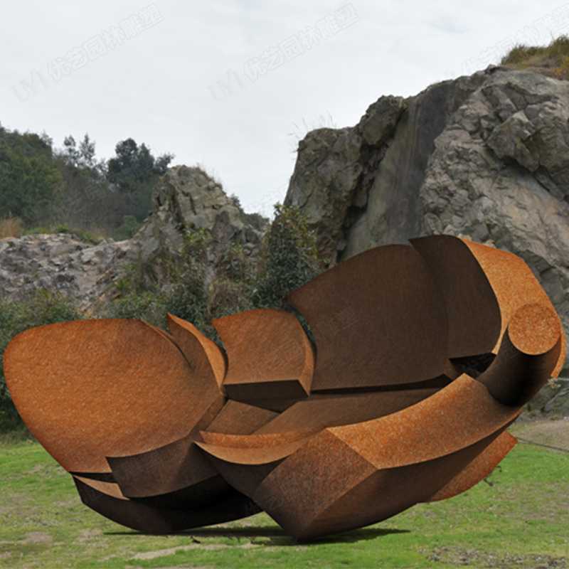 耐候鋼雕塑廠家,耐候鋼樹(shù)葉雕塑